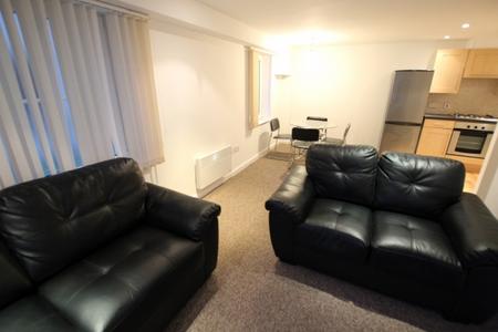 2 bedroom Flat to let in Kaber Ct, Horsfall St, Liverpool, L8 6RY