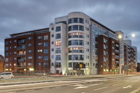 2 bedroom Flat to let in The Reach, 39 Leeds Street, L3