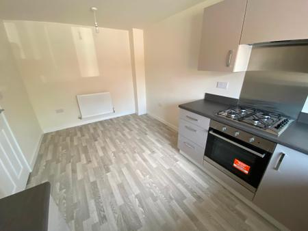 3 bedroom Semi-detached house to let in Oswestry Street, L5