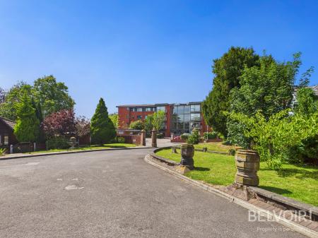 2 bedroom Flat for sale in 3 Larch Close, Cressington, Liverpool, L19