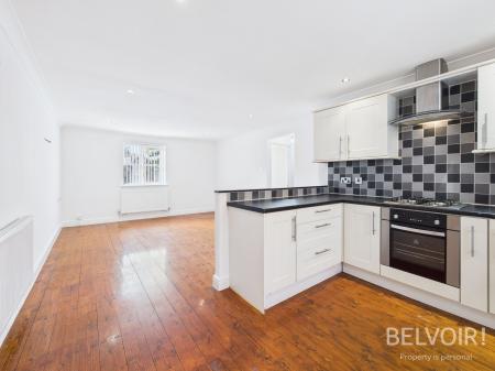 2 bedroom Flat to let in Church Road, Halewood, Liverpool, L26