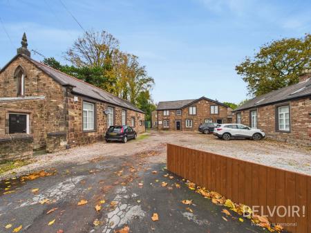 2 bedroom Flat to let in Church Road, Halewood, Liverpool, L26