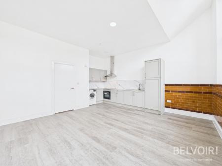 2 bedroom Flat to let in Wellington Street, Garston, Liverpool, L19