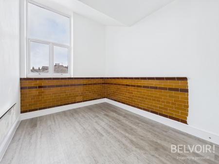 2 bedroom Flat to let in Wellington Street, Garston, Liverpool, L19