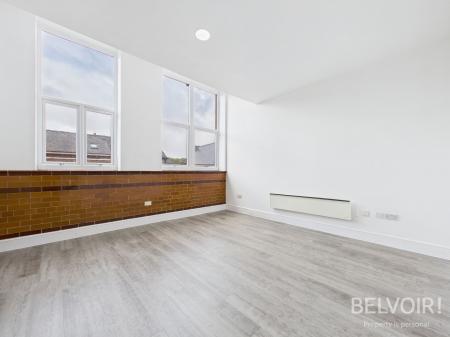 2 bedroom Flat to let in Wellington Street, Garston, Liverpool, L19