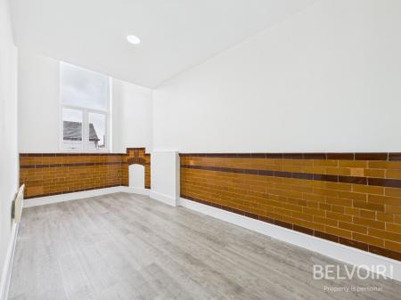 2 bedroom Flat to let in Wellington Street, Garston, Liverpool, L19