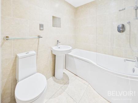 2 bedroom Flat to let in Alexandra Drive, Aigburth, Liverpool, L17