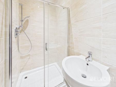 2 bedroom Flat to let in Alexandra Drive, Aigburth, Liverpool, L17