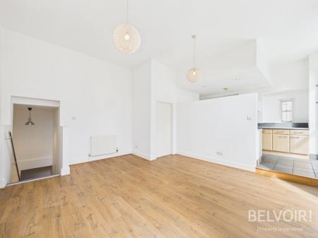 2 bedroom Flat to let in Devonshire Road, Princes Park, Liverpool, L8