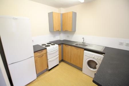 2 bedroom Flat to let in Crown Station Place, Edge Hill, Liverpool, L7
