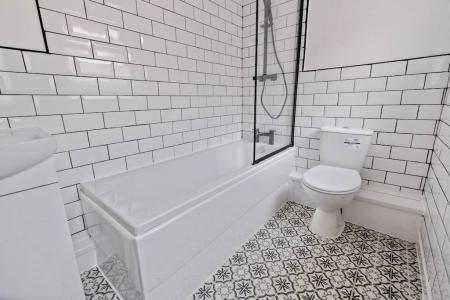 2 bedroom Terraced House to let in Banner Street, Wavertree, Liverpool, L15