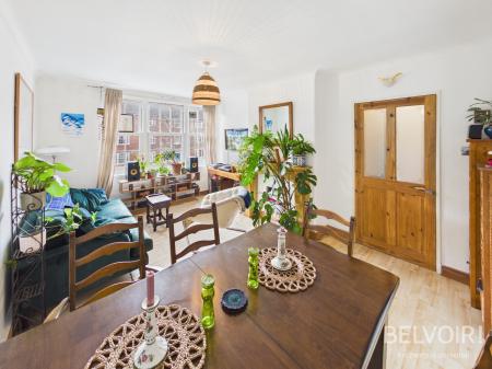 3 bedroom Flat for sale in Waverley Road, Aigburth, Liverpool, L17