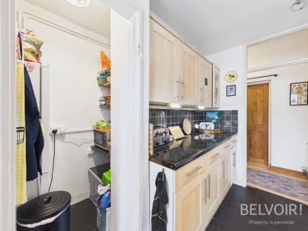 3 bedroom Flat for sale in Waverley Road, Aigburth, Liverpool, L17