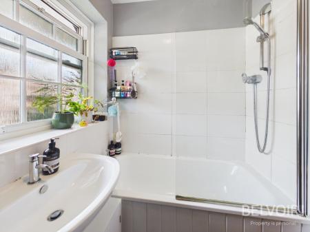 3 bedroom Flat for sale in Waverley Road, Aigburth, Liverpool, L17