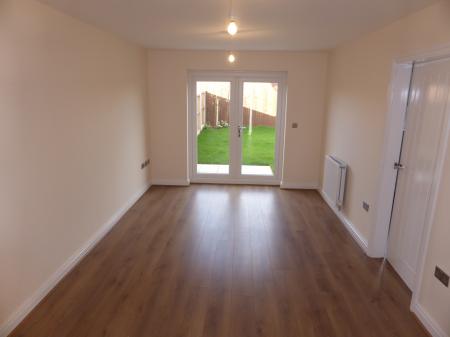 3 bedroom Semi-detached house to let in Ashton Close, Halewood, Liverpool, L25