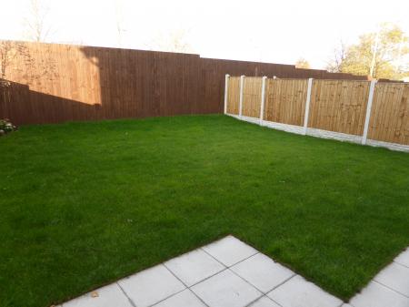 3 bedroom Semi-detached house to let in Ashton Close, Halewood, Liverpool, L25