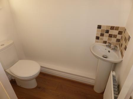 3 bedroom Semi-detached house to let in Ashton Close, Halewood, Liverpool, L25