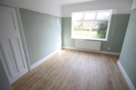 3 bedroom Semi-detached house to let in Purley Grove, Mossley Hill, Liverpool, L18