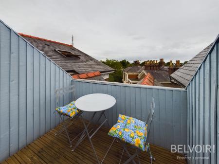 3 bedroom Flat to let in West Albert Road,, Aigburth, Liverpool, L17