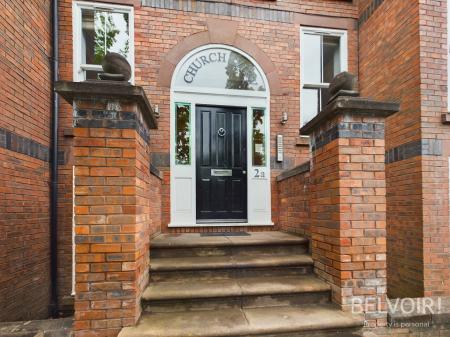 3 bedroom Flat to let in West Albert Road,, Aigburth, Liverpool, L17