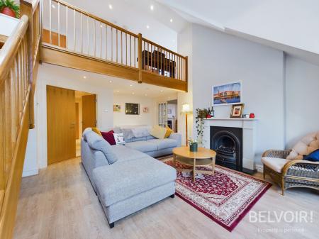 3 bedroom Flat to let in West Albert Road,, Aigburth, Liverpool, L17