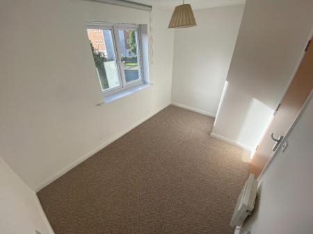 3 bedroom Flat to let in Addenbrooke Drive, Aigburth, Liverpool, L24