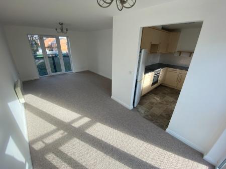 3 bedroom Flat to let in Addenbrooke Drive, Aigburth, Liverpool, L24