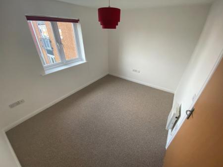 3 bedroom Flat to let in Addenbrooke Drive, Aigburth, Liverpool, L24