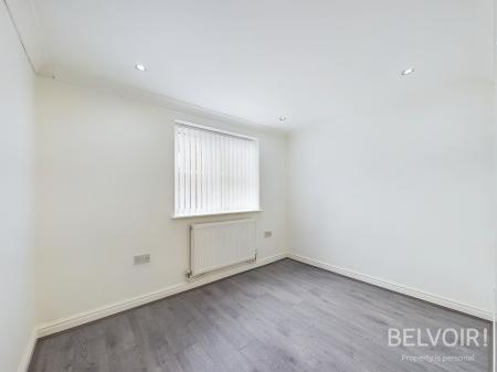 2 bedroom Flat to let in Church Road, Halewood, Liverpool, L26