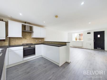 2 bedroom Flat to let in Church Road, Halewood, Liverpool, L26