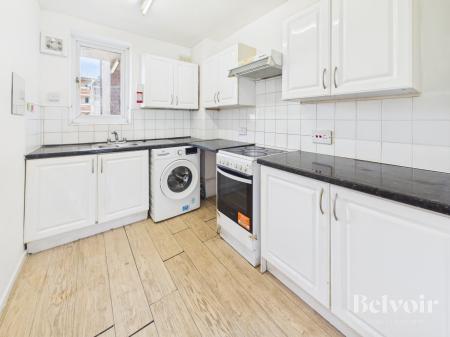2 bedroom Flat to let in Minster Court, City Centre, Liverpool, L7