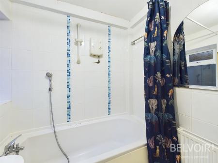 2 bedroom Terraced House to let in Strathcona Road, Wavertree, Liverpool, L15