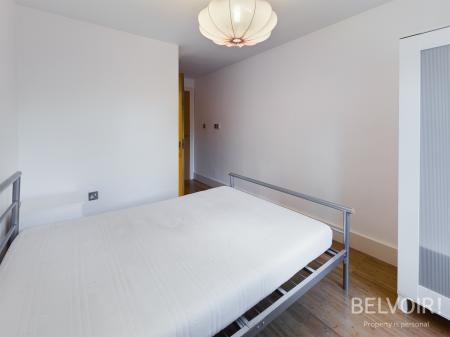 2 bedroom Flat to let in Lark Lane, Aigburth, Liverpool, L17