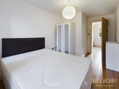 2 bedroom Flat to let in Lark Lane, Aigburth, Liverpool, L17