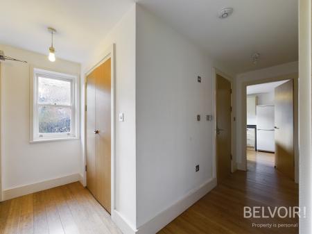 2 bedroom Flat to let in Lark Lane, Aigburth, Liverpool, L17
