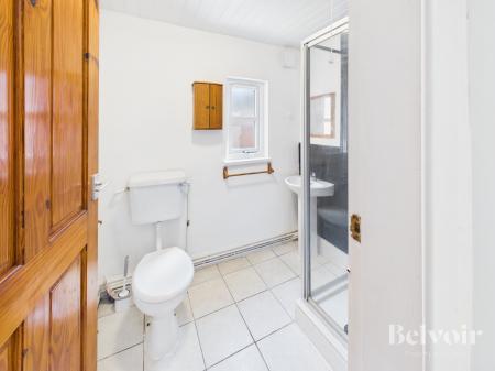 4 bedroom Terraced House to let in Russell Road, Mossley Hill, Liverpool, L18