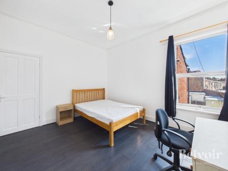 4 bedroom Terraced House to let in Russell Road, Mossley Hill, Liverpool, L18