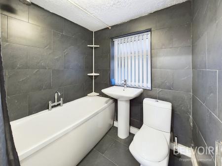 2 bedroom Terraced House to let in Duke Street, Garston, Liverpool, L19