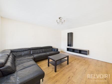 2 bedroom Flat to let in Minster Court, City Centre, Liverpool, L7