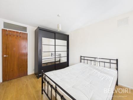 2 bedroom Flat to let in Minster Court, City Centre, Liverpool, L7