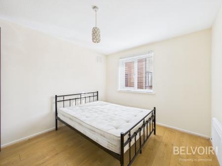 2 bedroom Flat to let in Minster Court, City Centre, Liverpool, L7