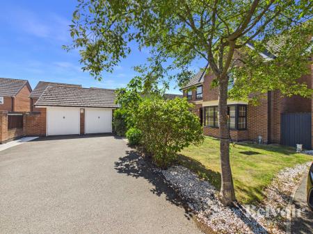 4 bedroom Detached house to let in Rivenhall Square, Speke, Liverpool, L24