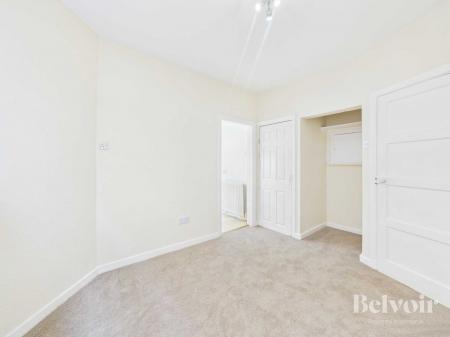 4 bedroom Semi-detached house to let in Elder Gardens, Grassendale, Liverpool, L19