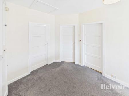 4 bedroom Semi-detached house to let in Elder Gardens, Grassendale, Liverpool, L19