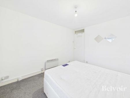 2 bedroom Flat to let in Minster Court, City Centre, Liverpool, L7