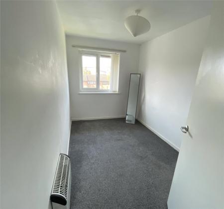 2 bedroom Flat to let in Minster Court, City Centre, Liverpool, L7