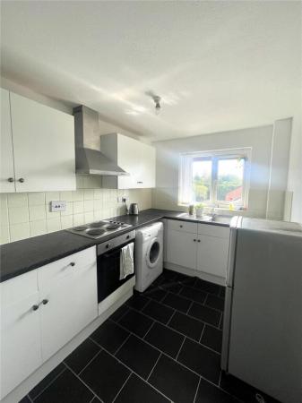2 bedroom Flat to let in Minster Court, City Centre, Liverpool, L7