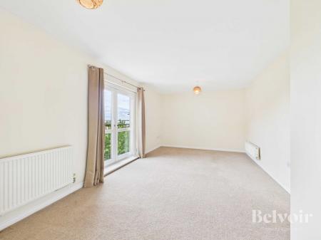 2 bedroom Flat to let in Carina Court, Aigburth, Liverpool, L17