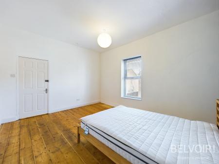 4 bedroom Semi-detached house to let in Salisbury Road, Wavertree, Liverpool, L15
