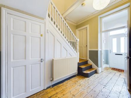 4 bedroom Semi-detached house to let in Salisbury Road, Wavertree, Liverpool, L15